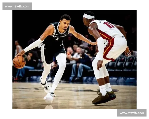 马刺对决公牛攻防博弈老牌豪强碰撞引爆赛场焦点之夜悬念拉满看点